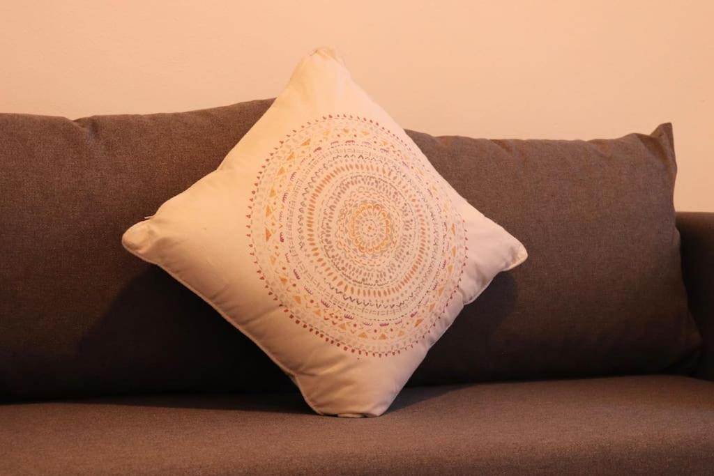 Cozy Family Stay With Free Parking And Wifi Leeds  Exterior photo