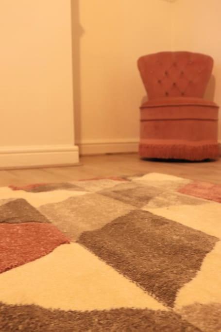 Cozy Family Stay With Free Parking And Wifi Leeds  Exterior photo